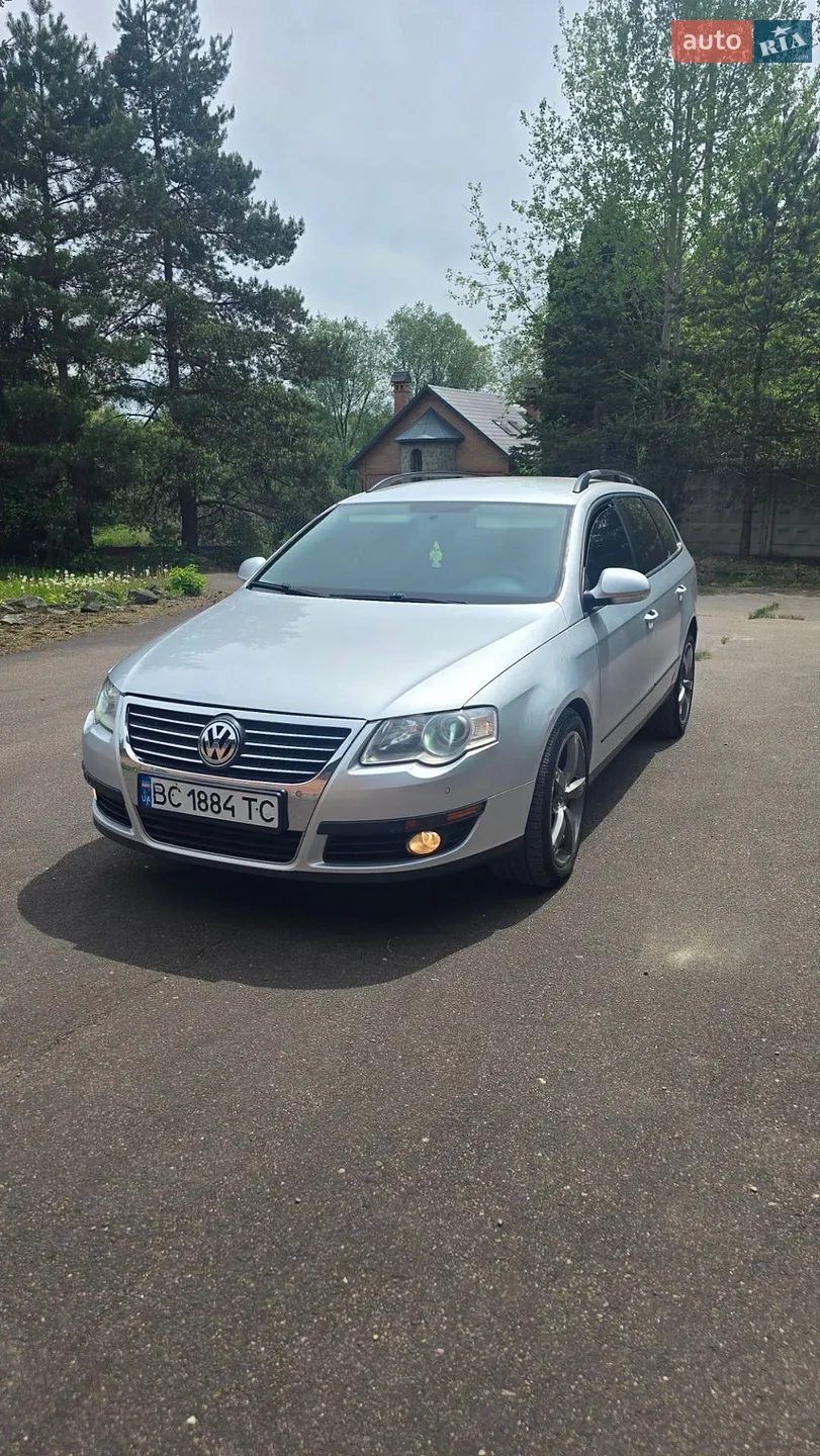 2010 Volkswagen Passat - фото 1