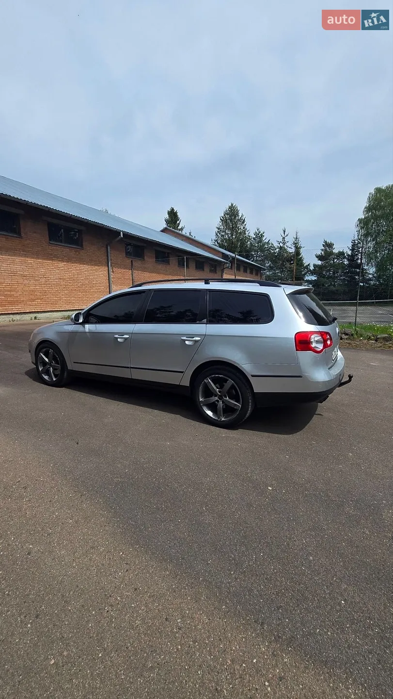 2010 Volkswagen Passat - мініатюра 11