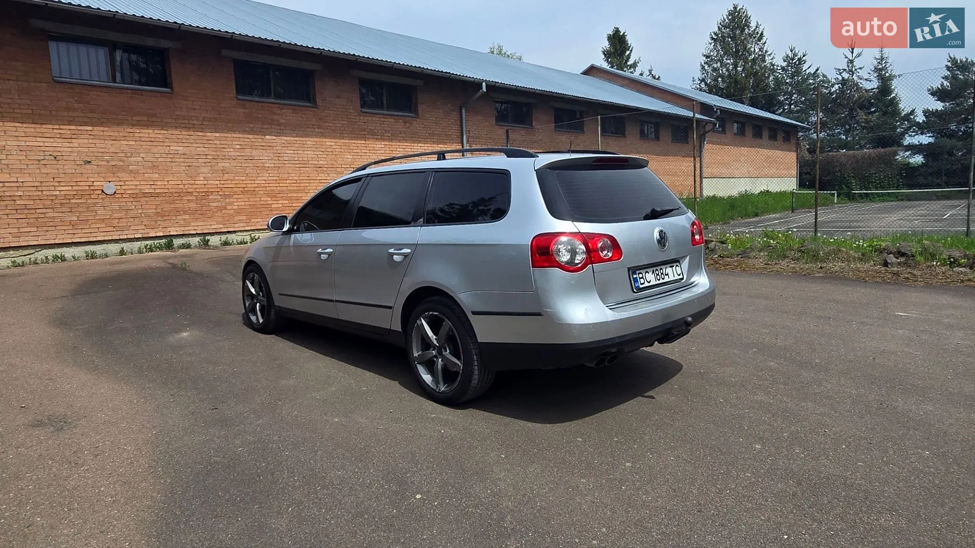 2010 Volkswagen Passat - мініатюра 21