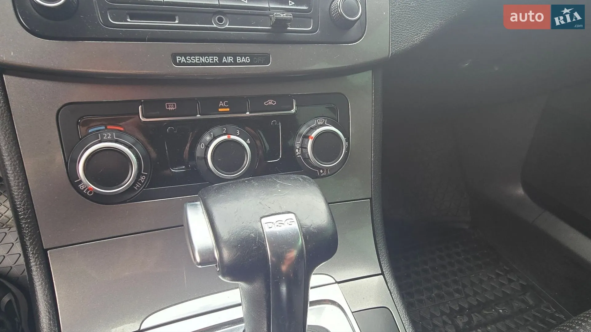 2010 Volkswagen Passat - мініатюра 38