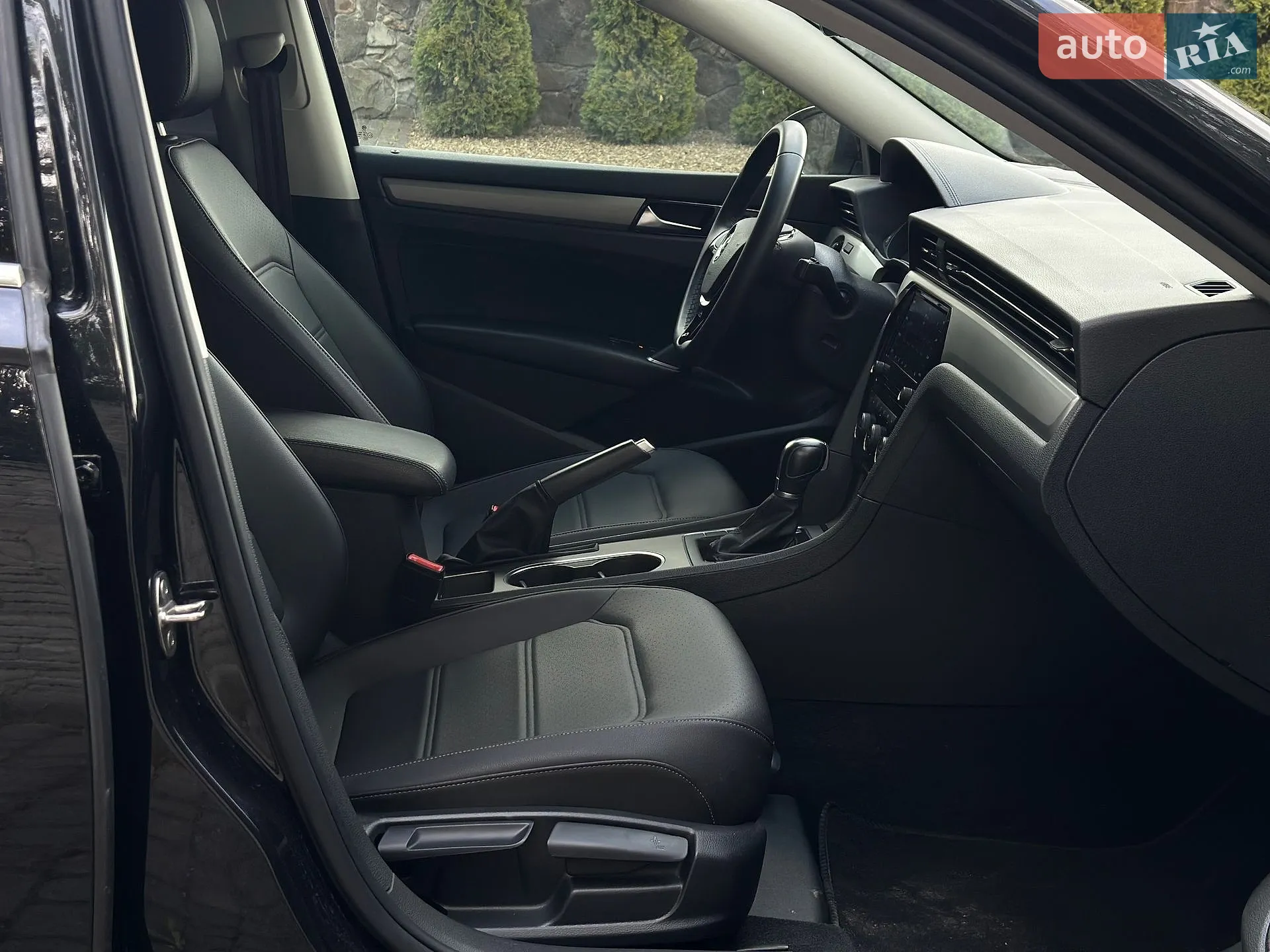 2020 Volkswagen Passat - мініатюра 42