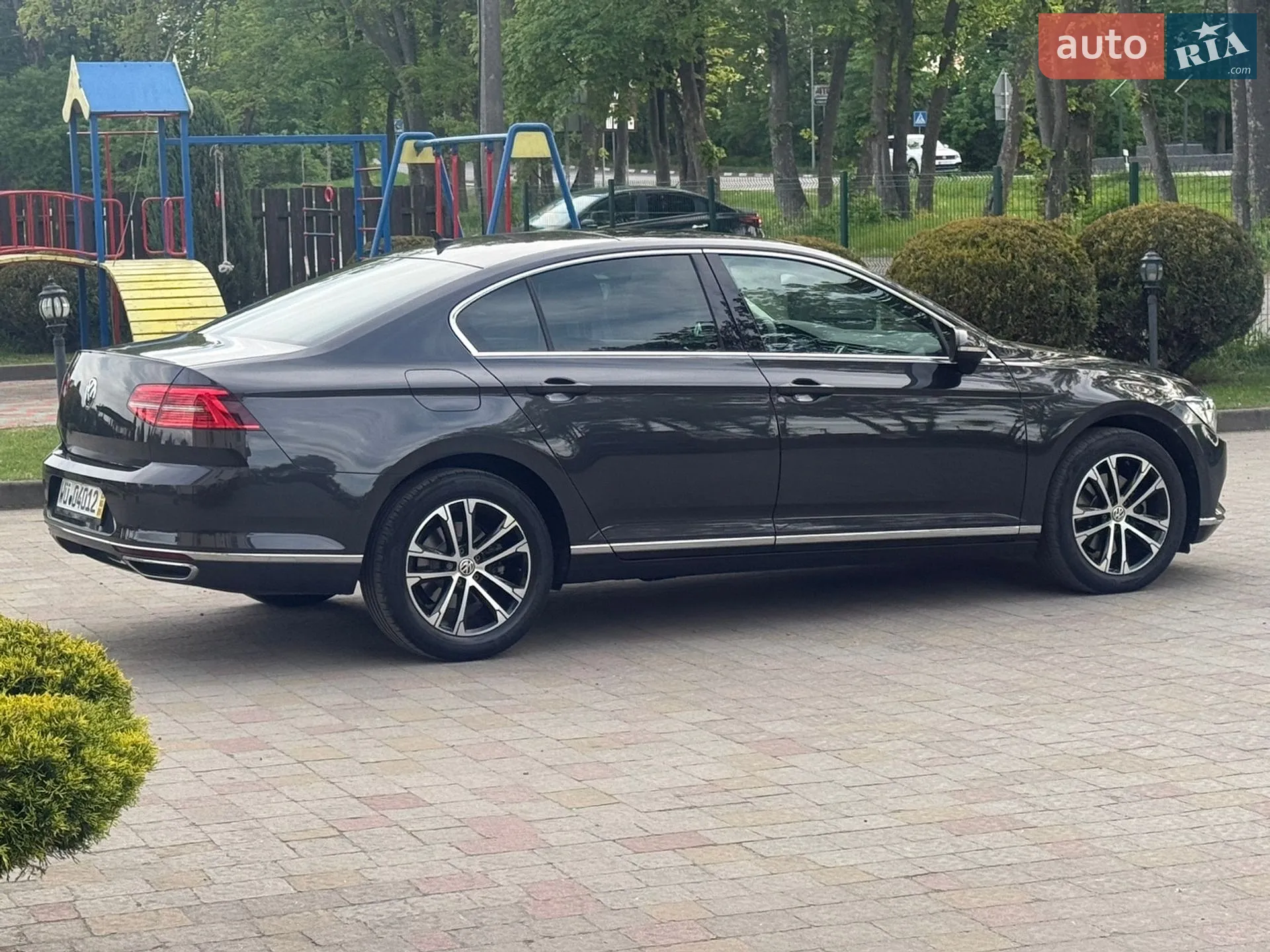 2017 Volkswagen Passat - мініатюра 10