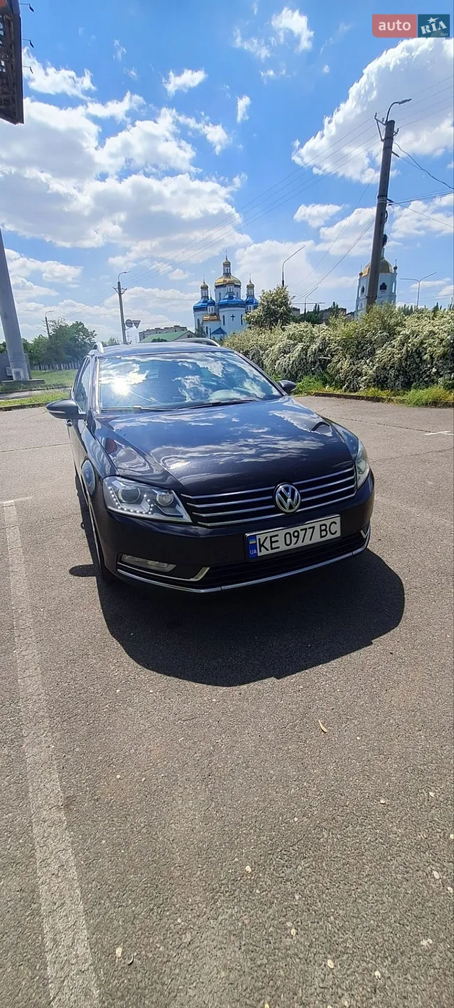 2013 Volkswagen Passat - фото 1
