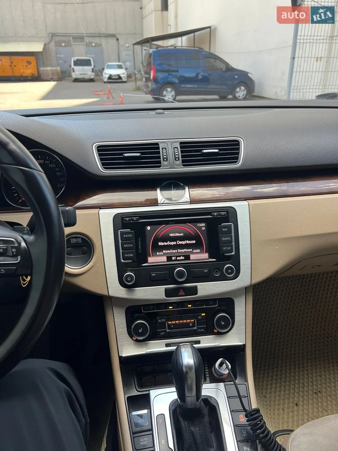 2010 Volkswagen Passat - мініатюра 11