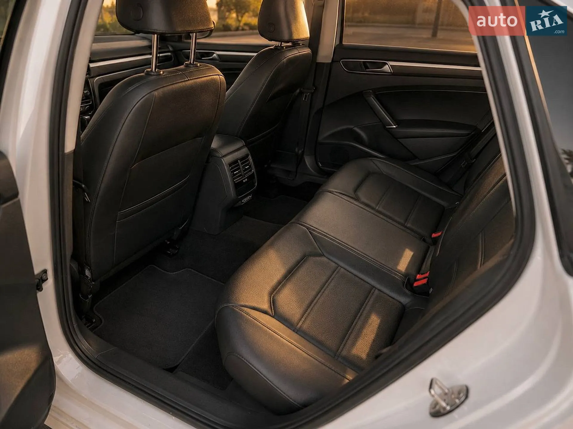 2018 Volkswagen Passat - мініатюра 5