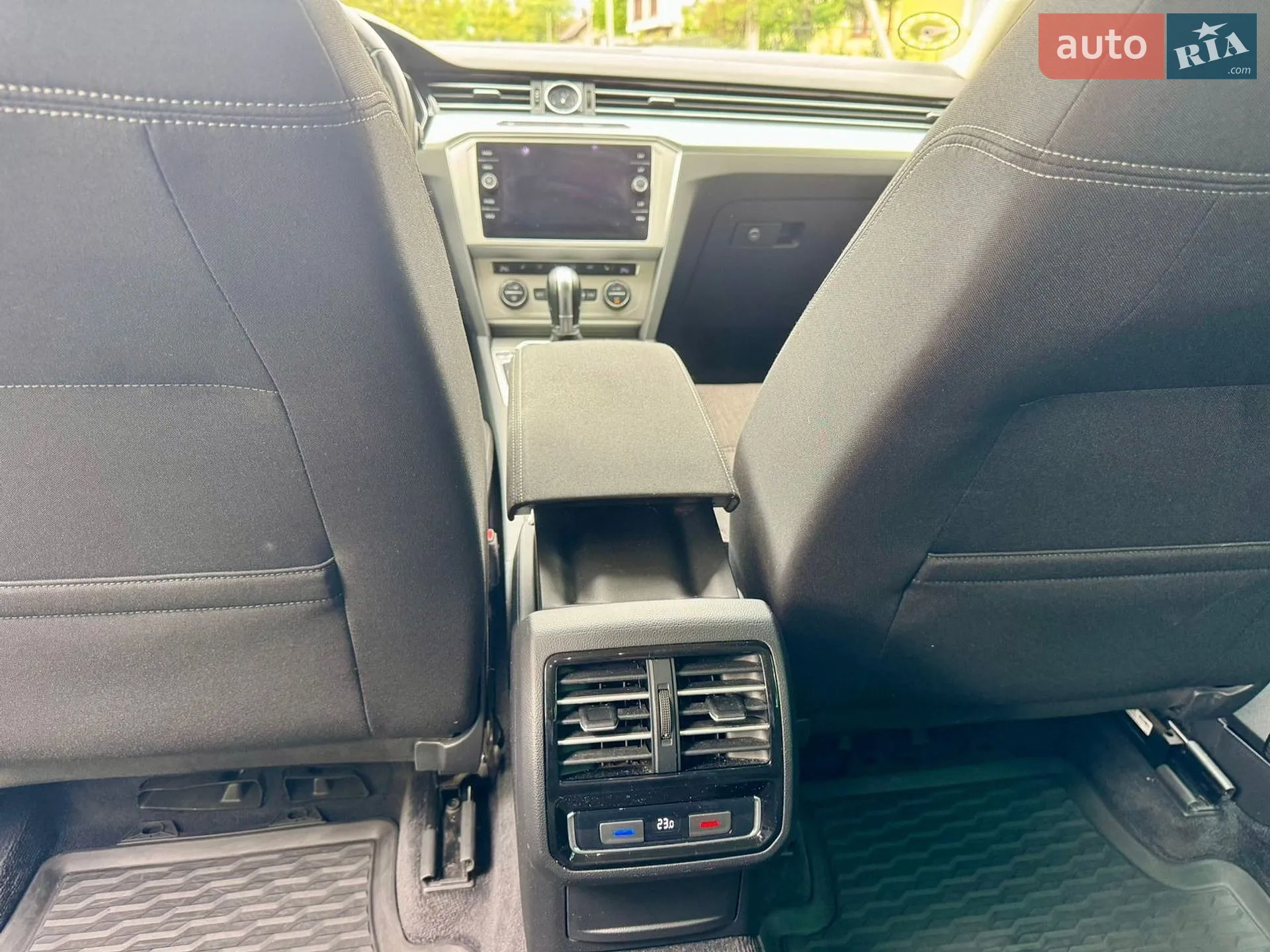 2018 Volkswagen Passat - мініатюра 12