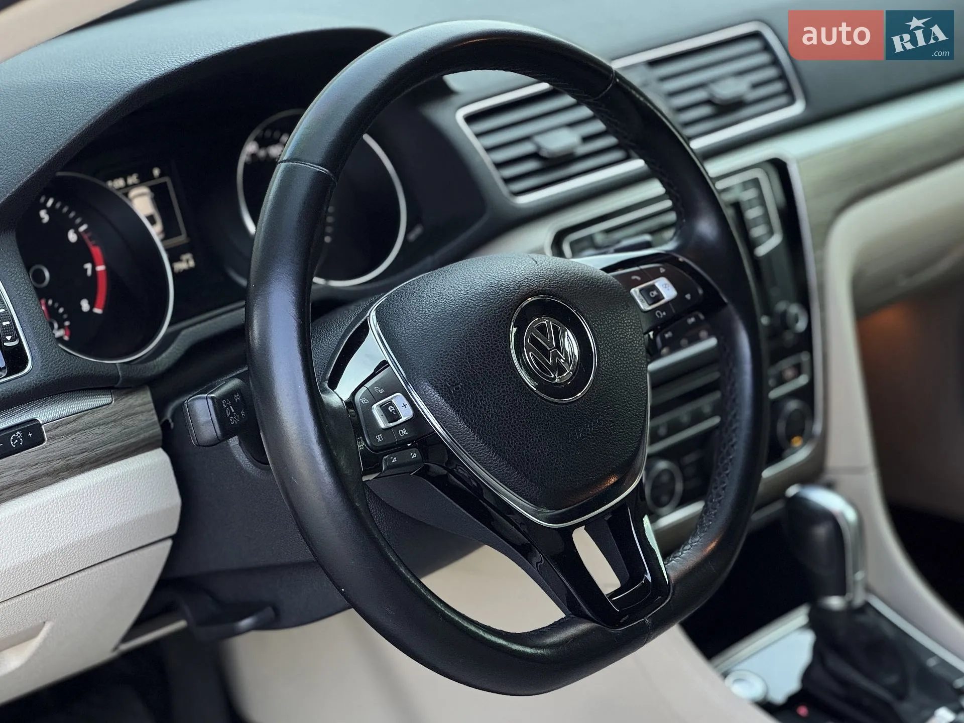 2016 Volkswagen Passat - мініатюра 26