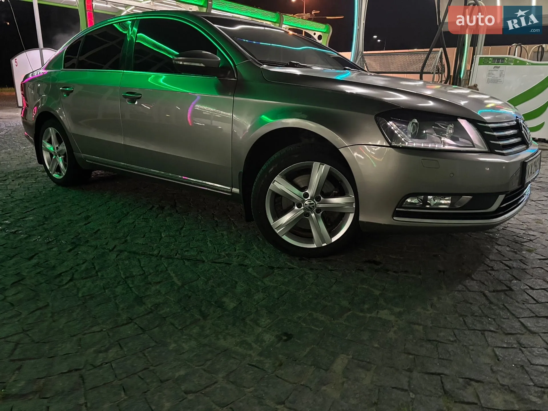 2012 Volkswagen Passat - мініатюра 11