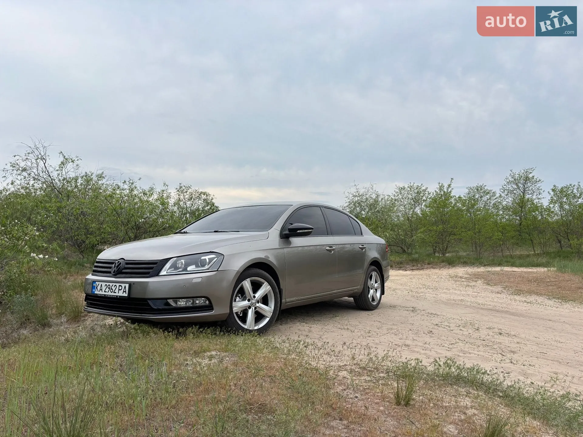 2012 Volkswagen Passat - мініатюра 13