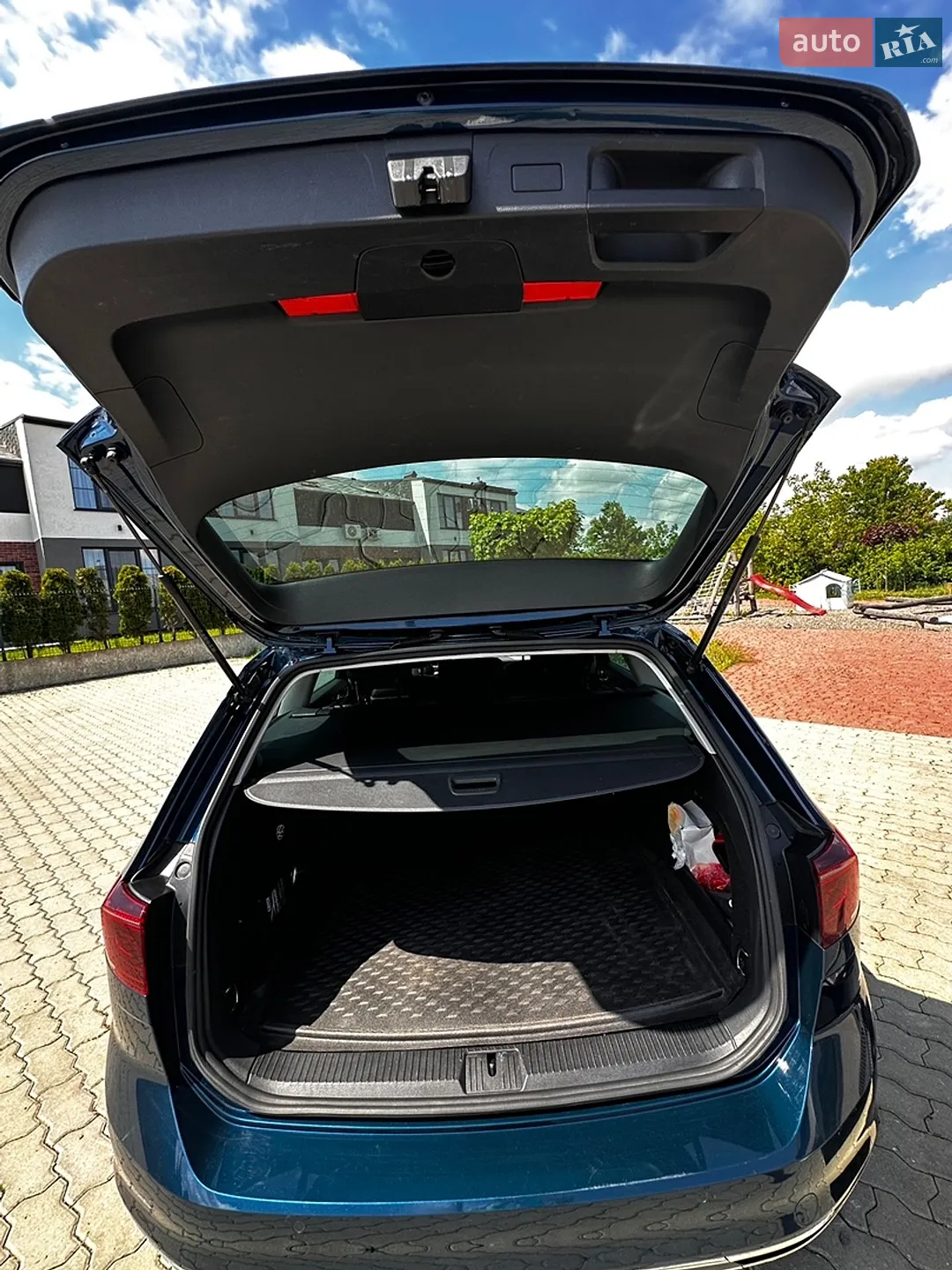 Volkswagen Passat 2021 VIN WVWZZZ3CZME095329 фото оголошення 15 з 27