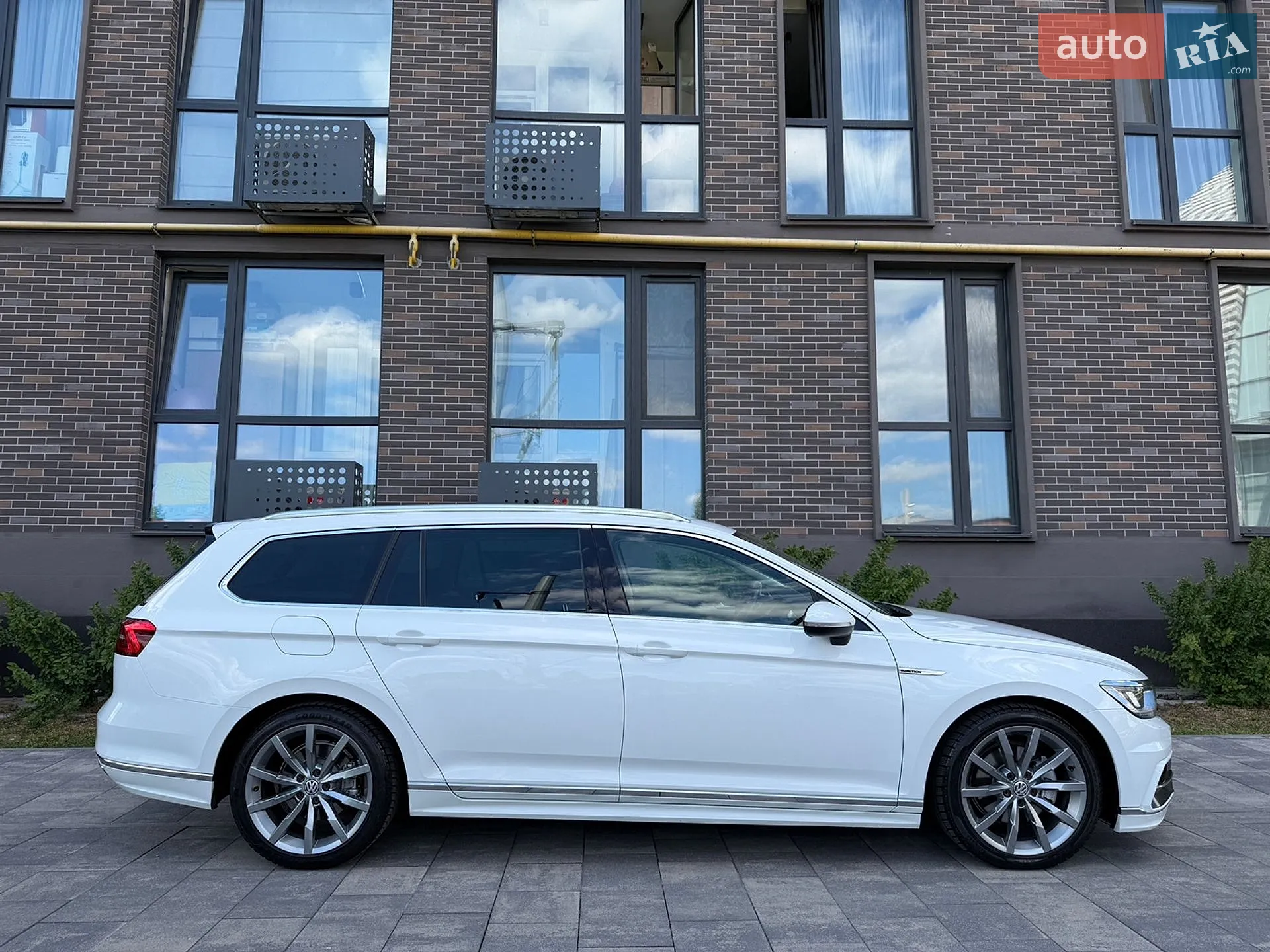 2017 Volkswagen Passat - мініатюра 9