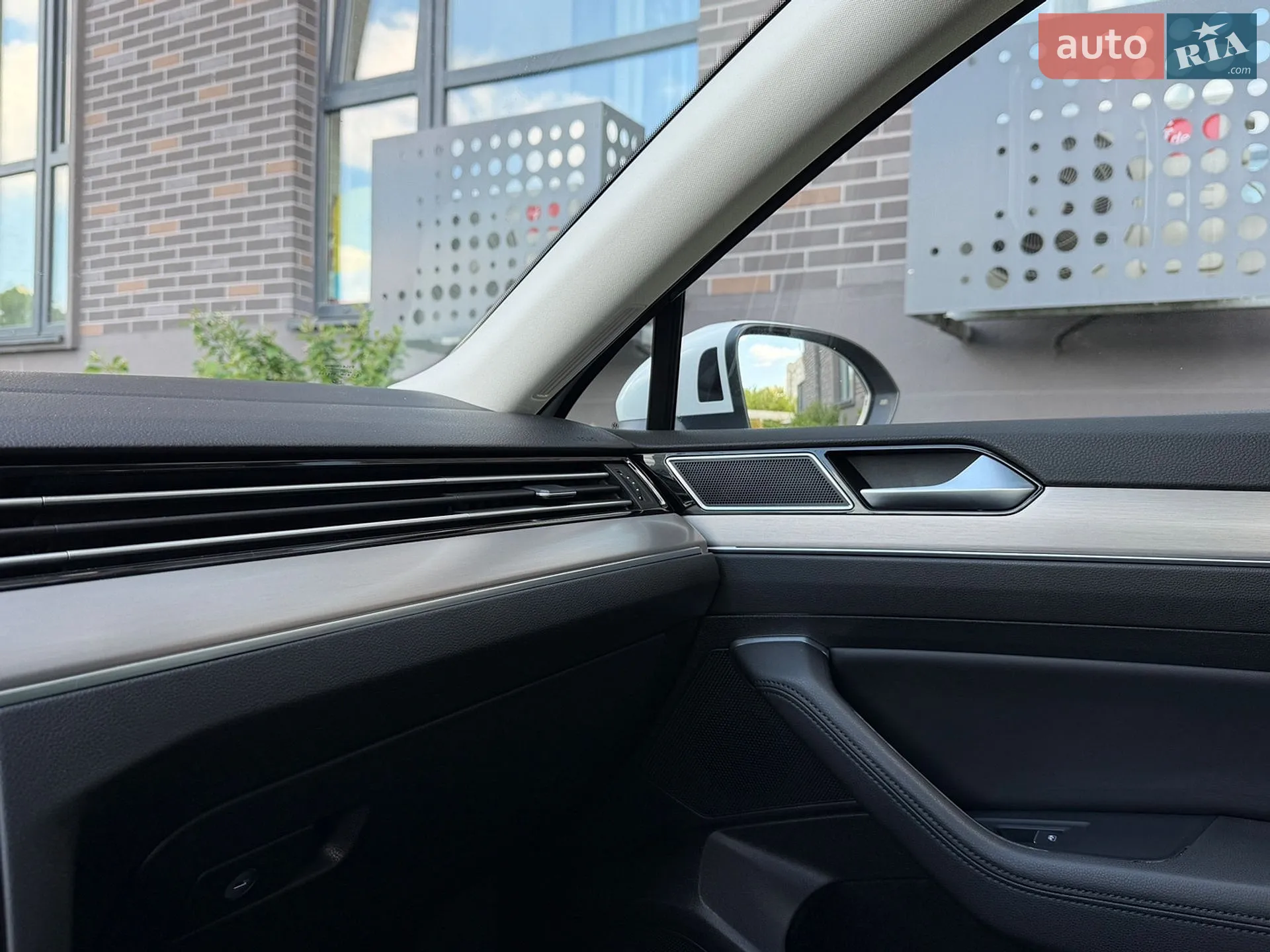 2017 Volkswagen Passat - мініатюра 25