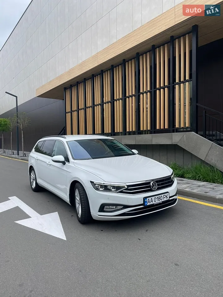 2021 Volkswagen Passat - мініатюра 21