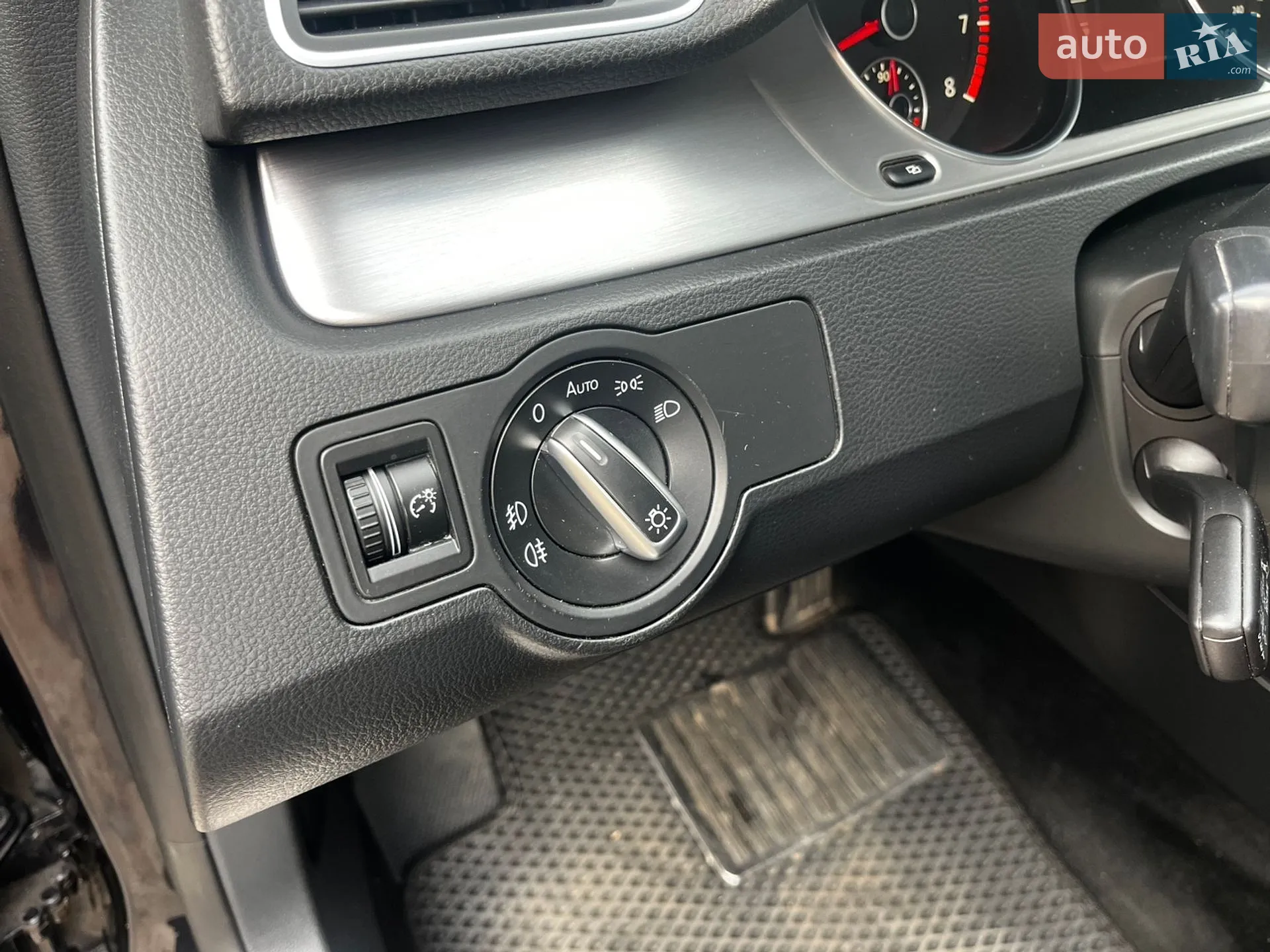 2011 Volkswagen Passat - мініатюра 29