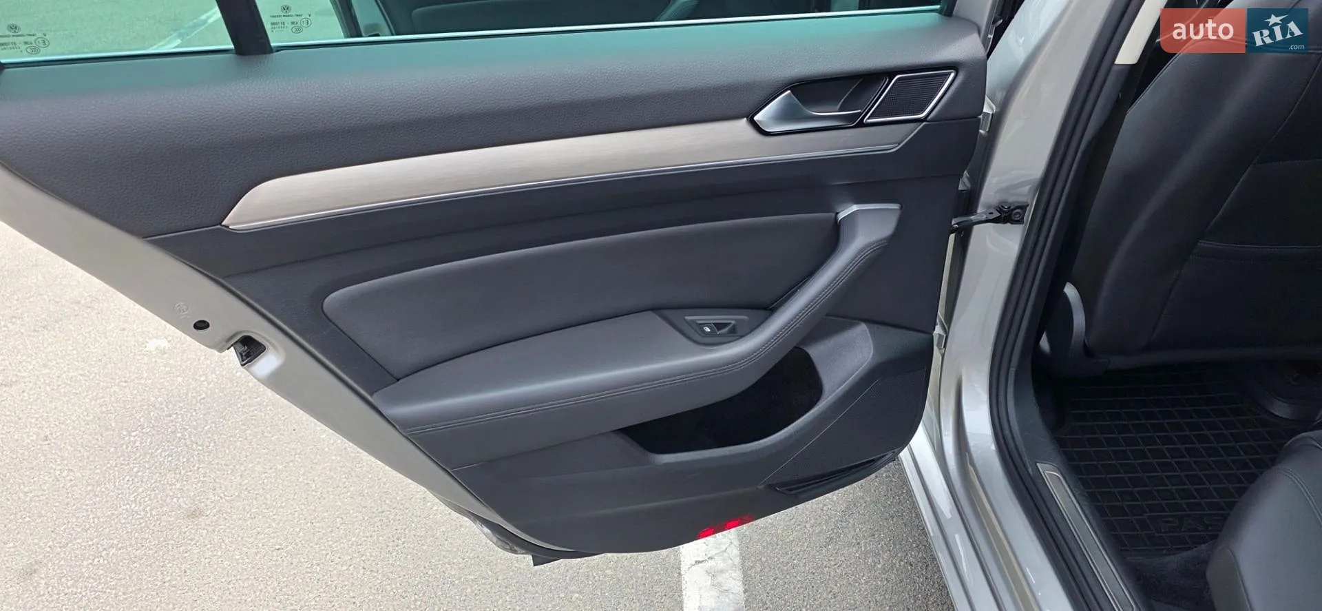2016 Volkswagen Passat - мініатюра 23