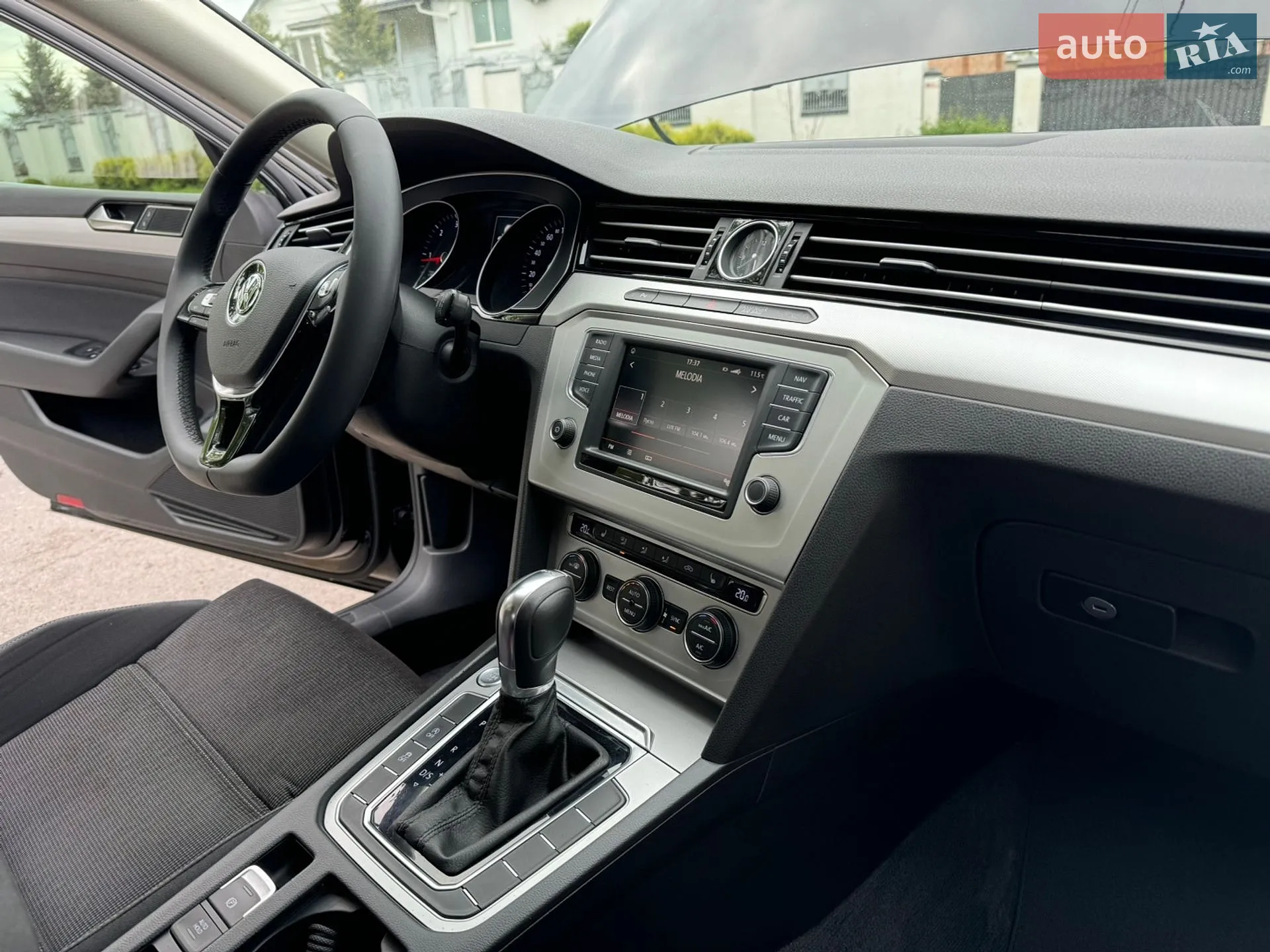 2015 Volkswagen Passat - мініатюра 50