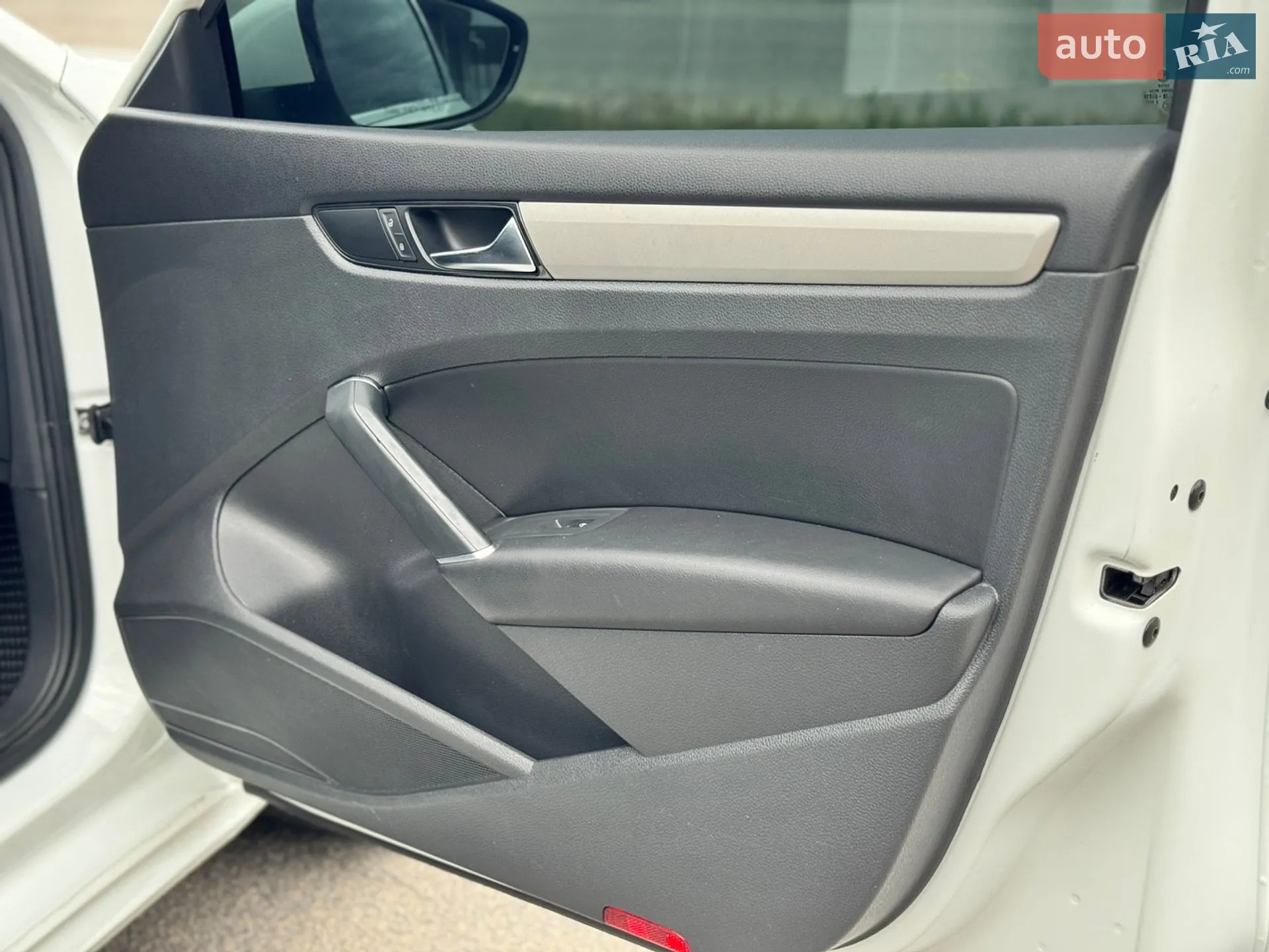 2019 Volkswagen Passat - мініатюра 24