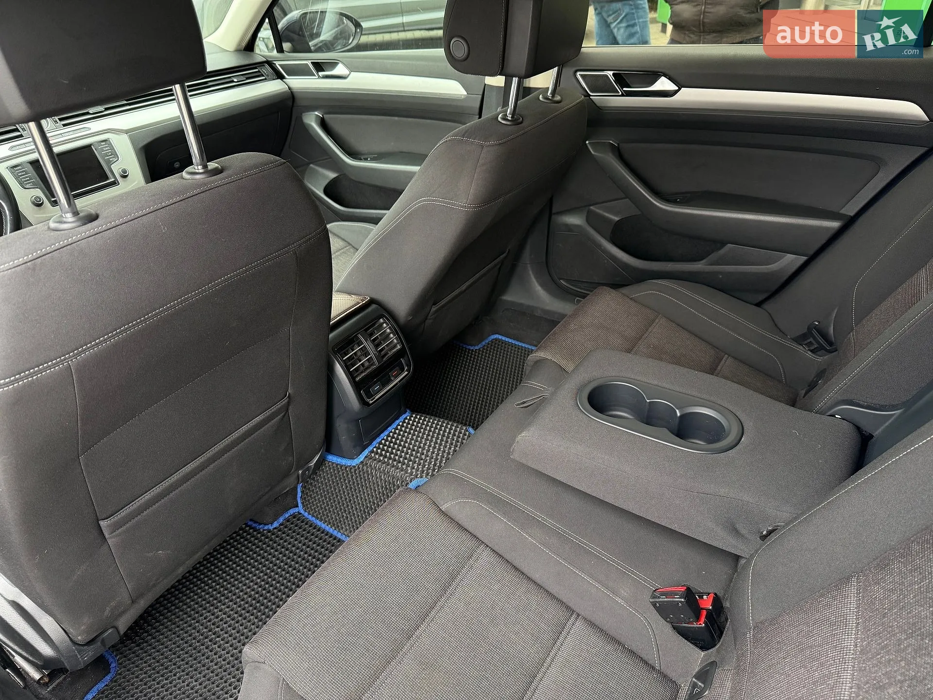 2015 Volkswagen Passat - мініатюра 6