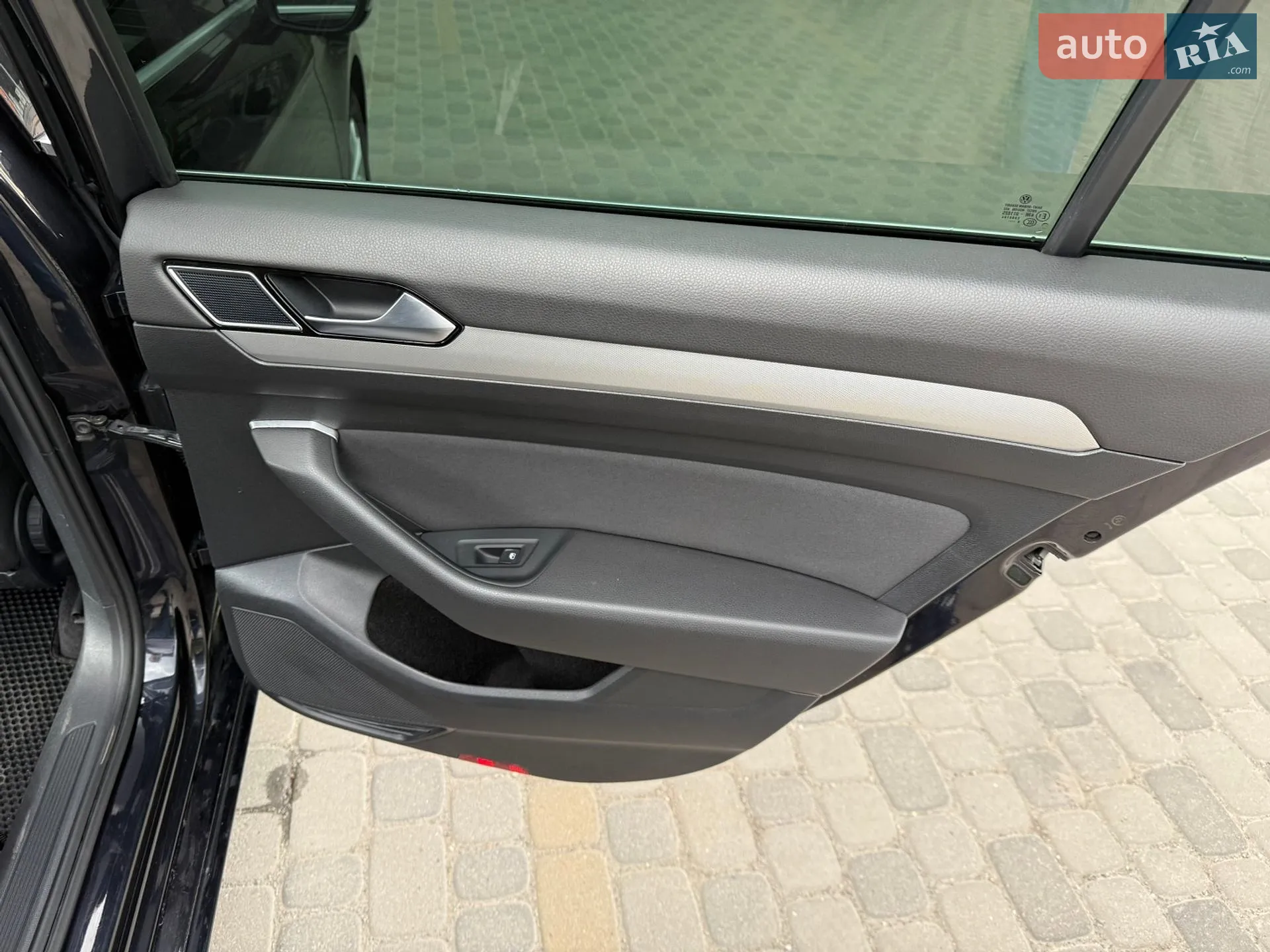 2017 Volkswagen Passat - мініатюра 29