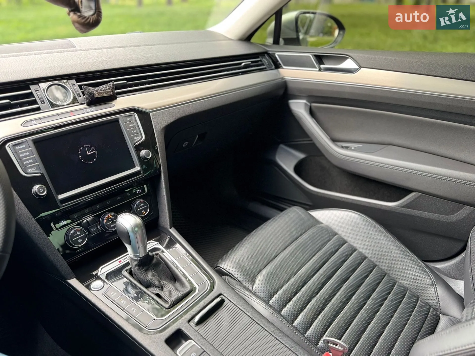 2015 Volkswagen Passat - мініатюра 17