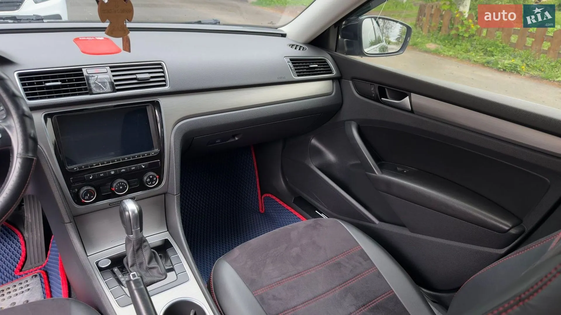 2015 Volkswagen Passat - мініатюра 16