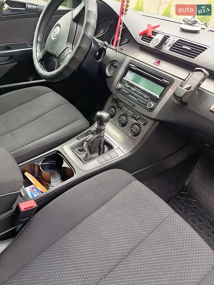 2010 Volkswagen Passat - мініатюра 14