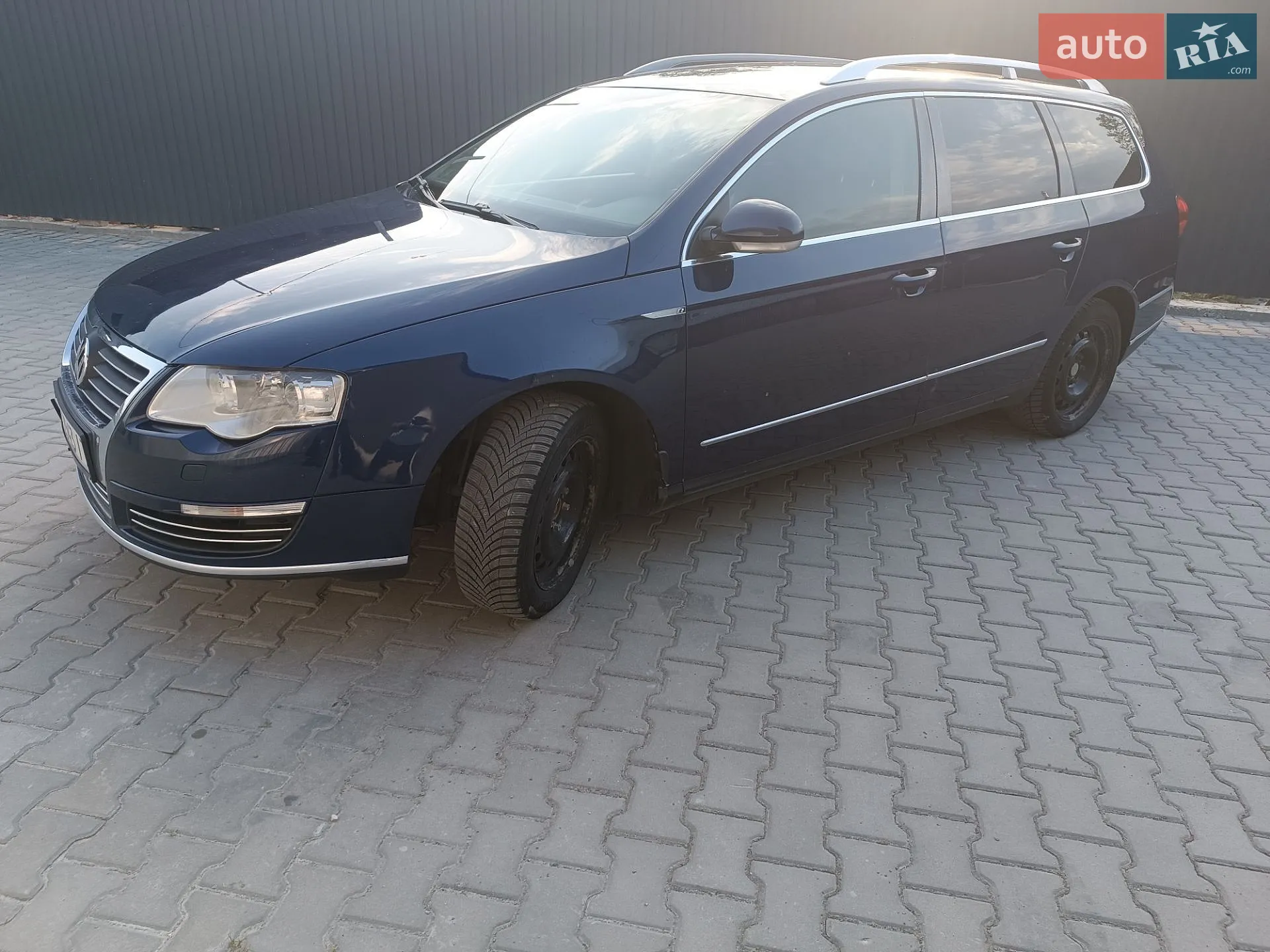 2010 Volkswagen Passat - мініатюра 5