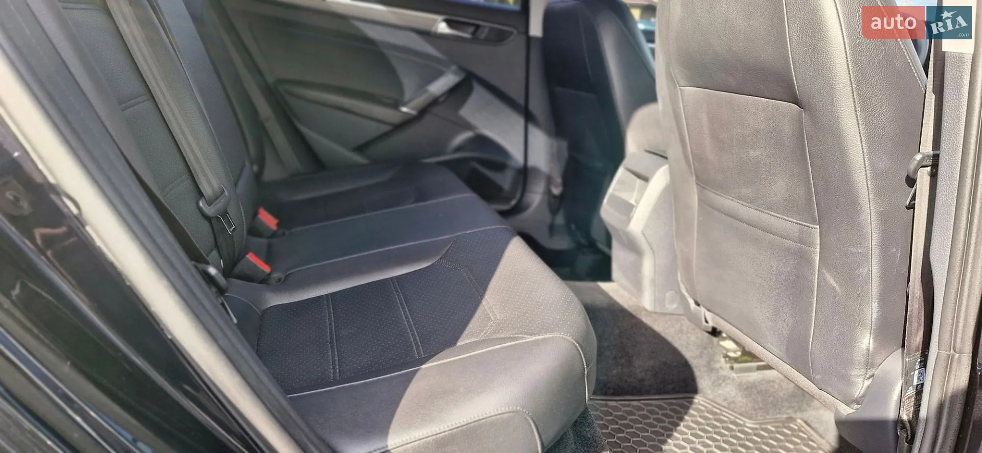 2016 Volkswagen Passat - мініатюра 10