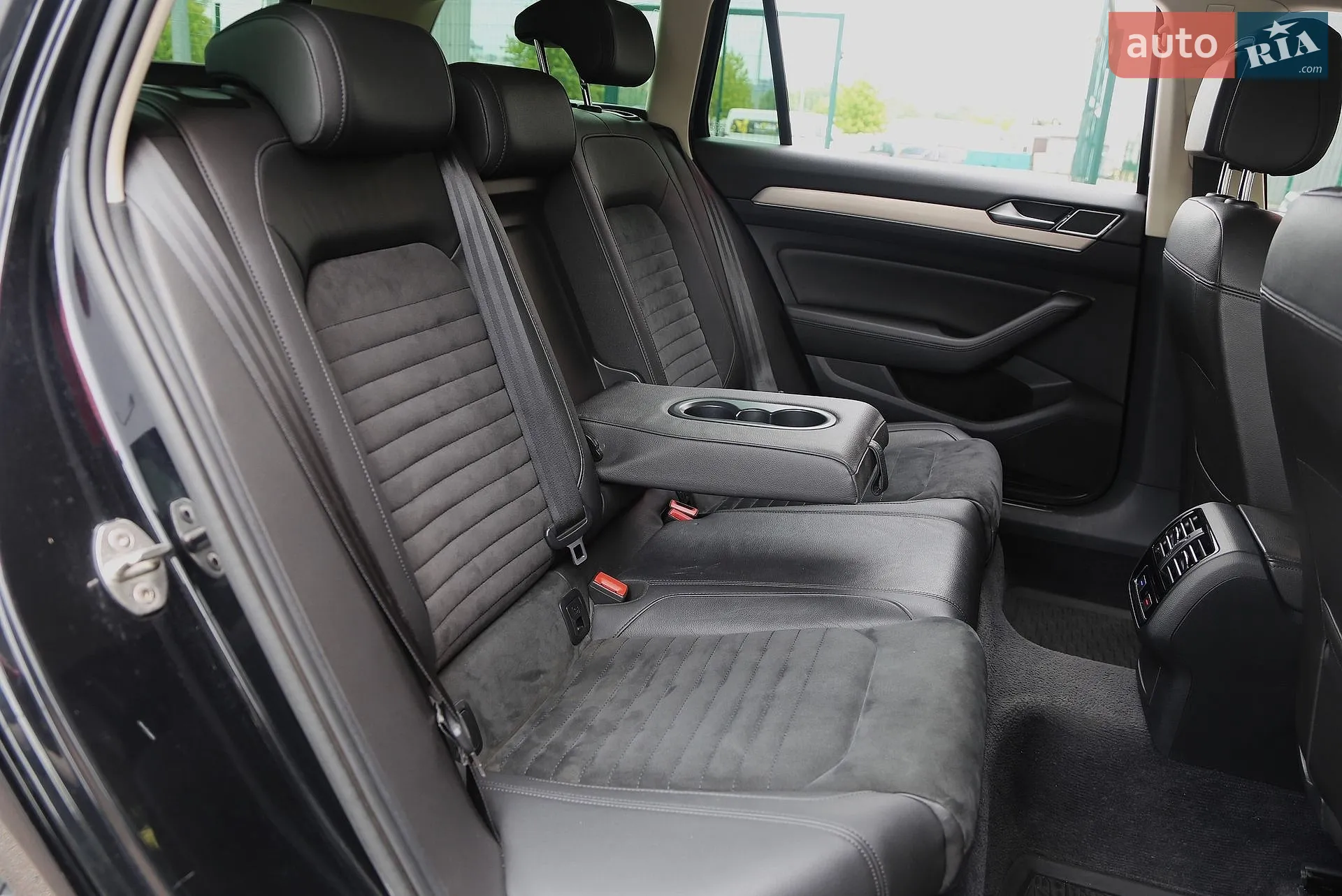 2016 Volkswagen Passat - мініатюра 11