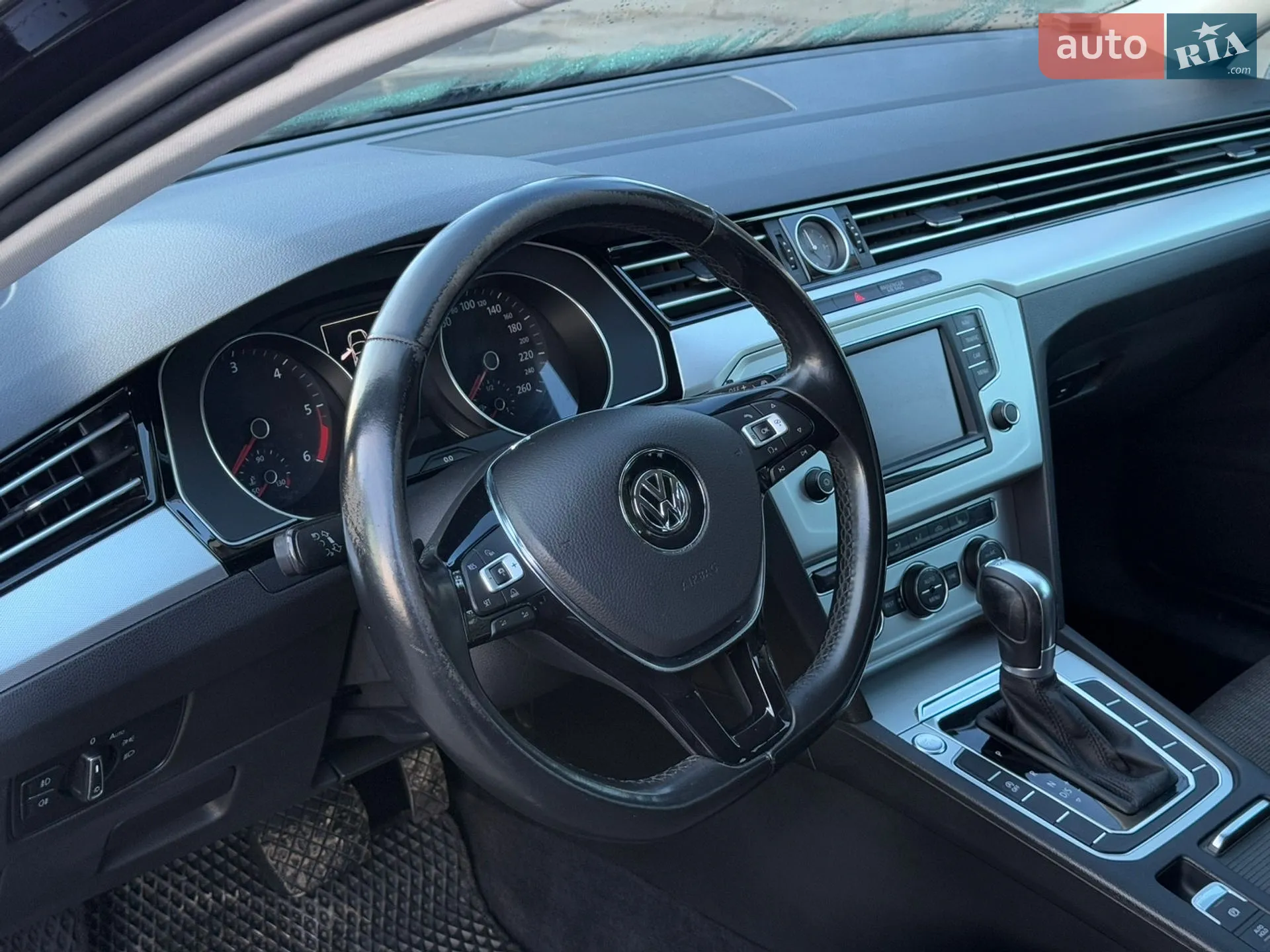 2015 Volkswagen Passat - мініатюра 9