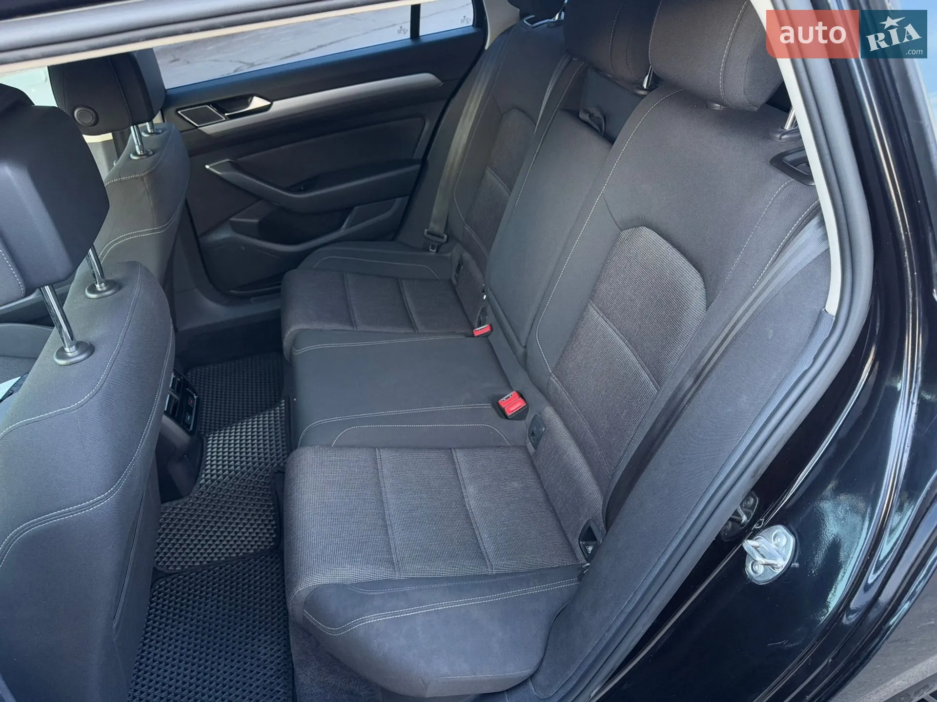 2015 Volkswagen Passat - мініатюра 18