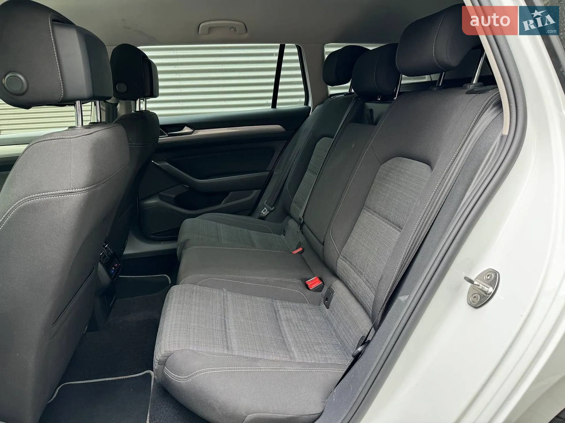 2019 Volkswagen Passat - мініатюра 9