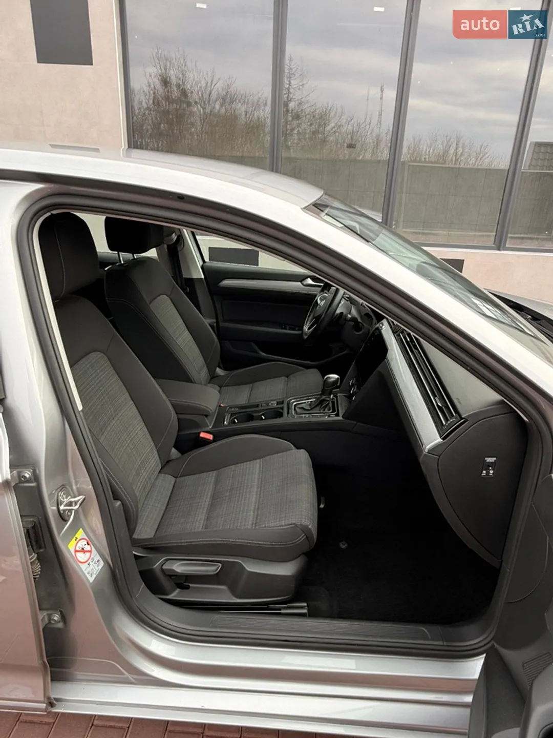 2019 Volkswagen Passat - мініатюра 17