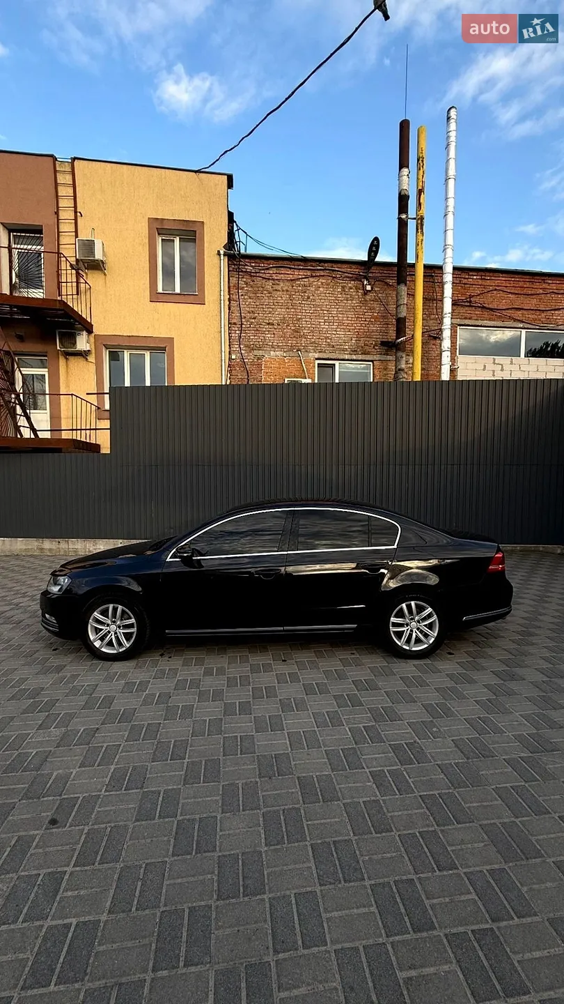 2012 Volkswagen Passat - мініатюра 3