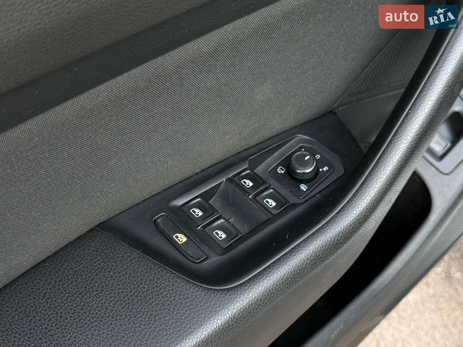 2015 Volkswagen Passat - мініатюра 19