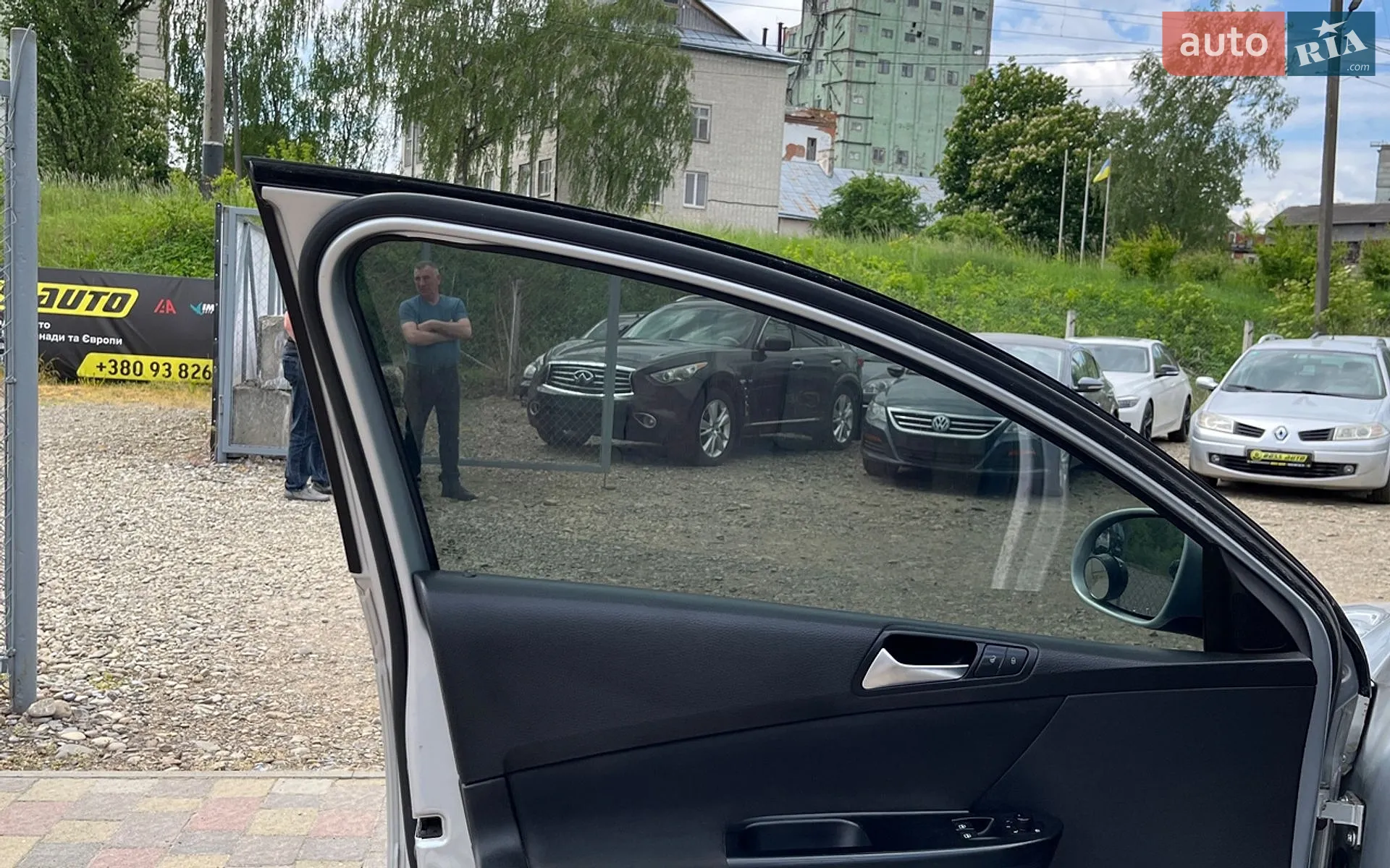 2010 Volkswagen Passat - мініатюра 9