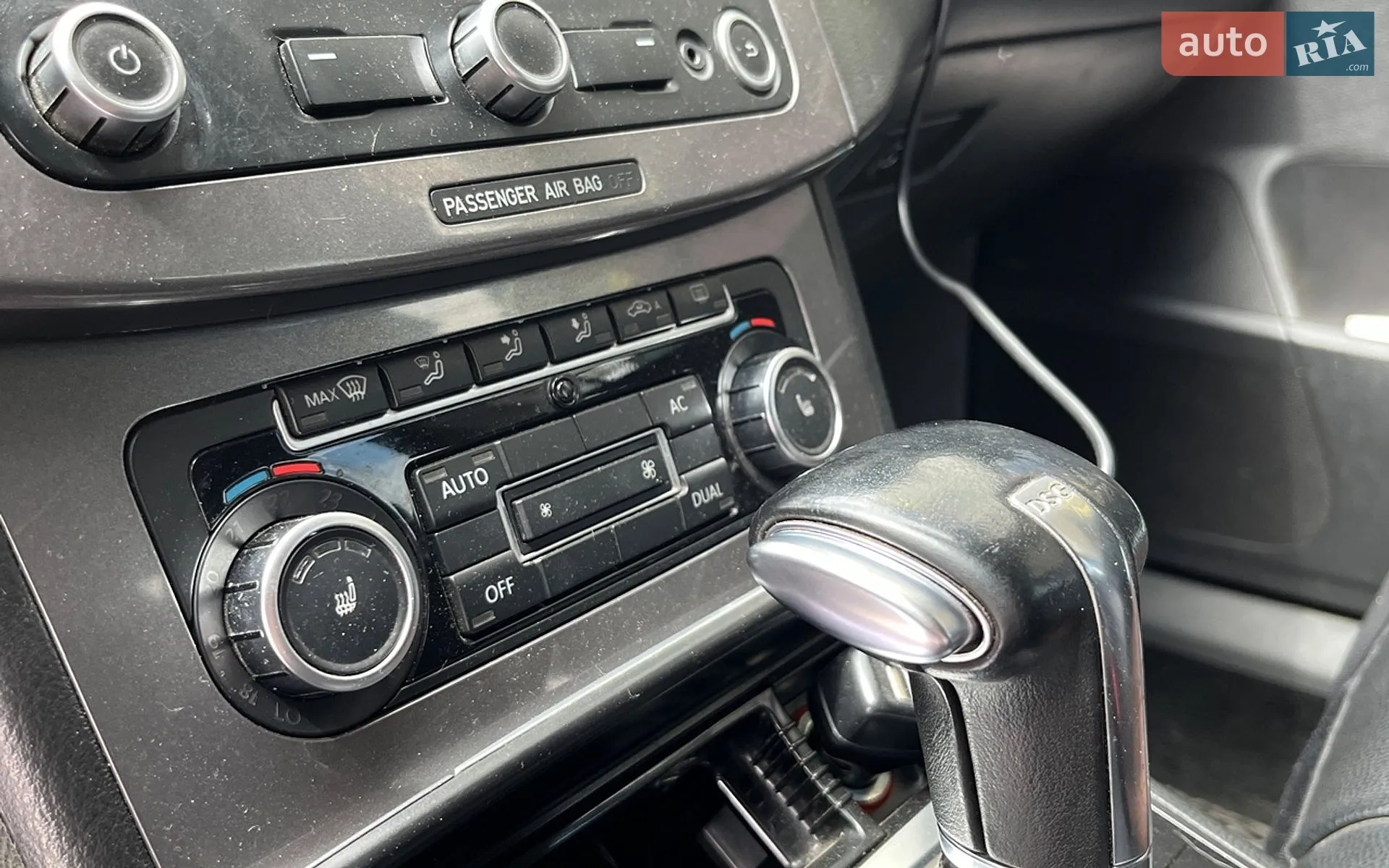 2010 Volkswagen Passat - мініатюра 17