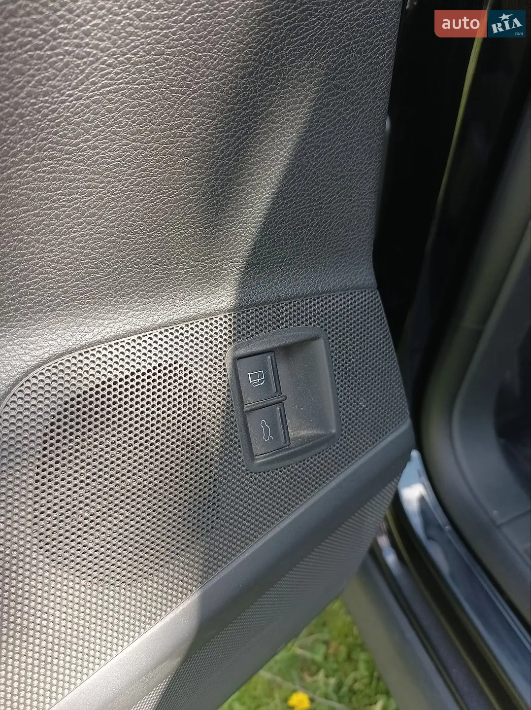 2010 Volkswagen Passat - мініатюра 9
