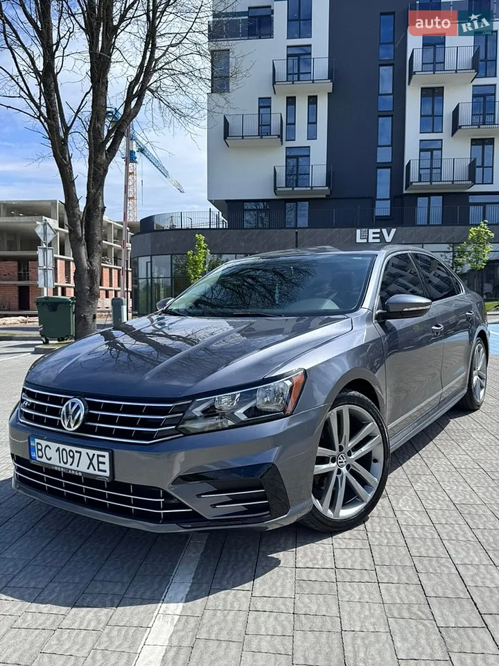 2016 Volkswagen Passat - мініатюра 13