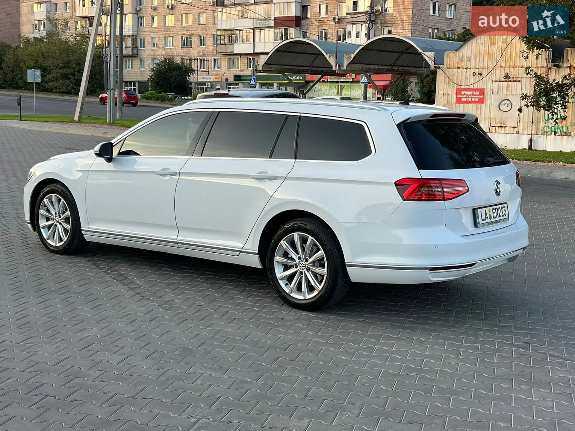 Volkswagen Passat 2015 VIN WVWZZZ3CZGE034120 фото оголошення 4 з 5