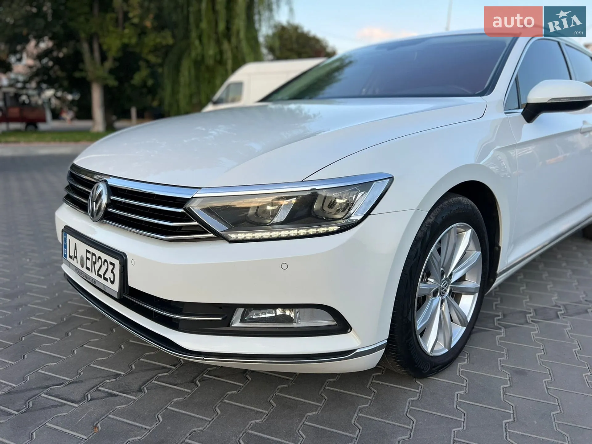 2015 Volkswagen Passat - мініатюра 20