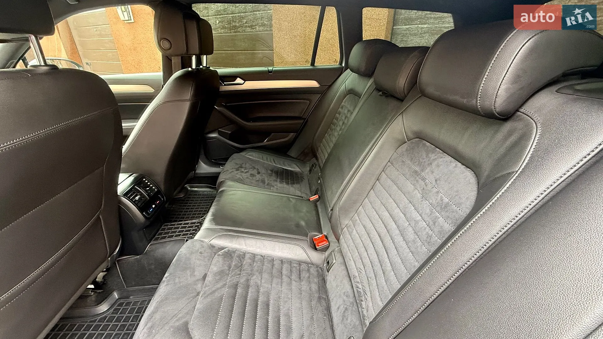 2019 Volkswagen Passat - мініатюра 28