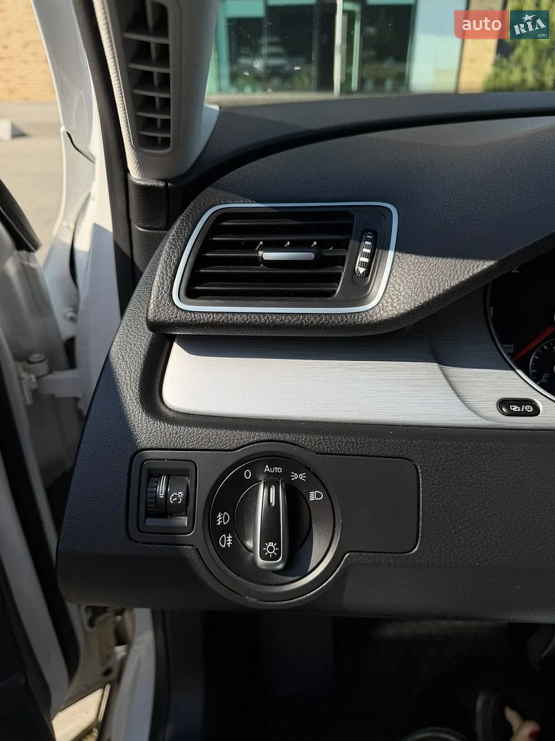 2012 Volkswagen Passat - мініатюра 26