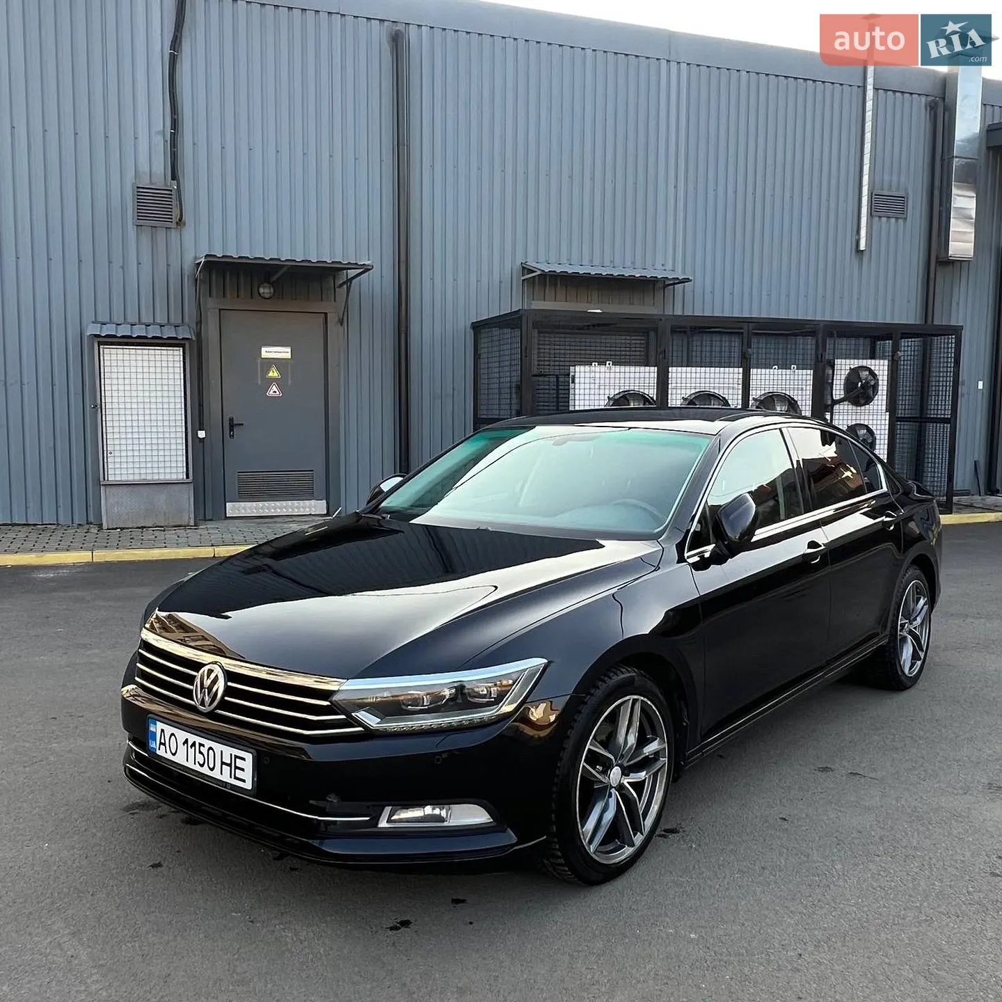 2015 Volkswagen Passat - фото 1