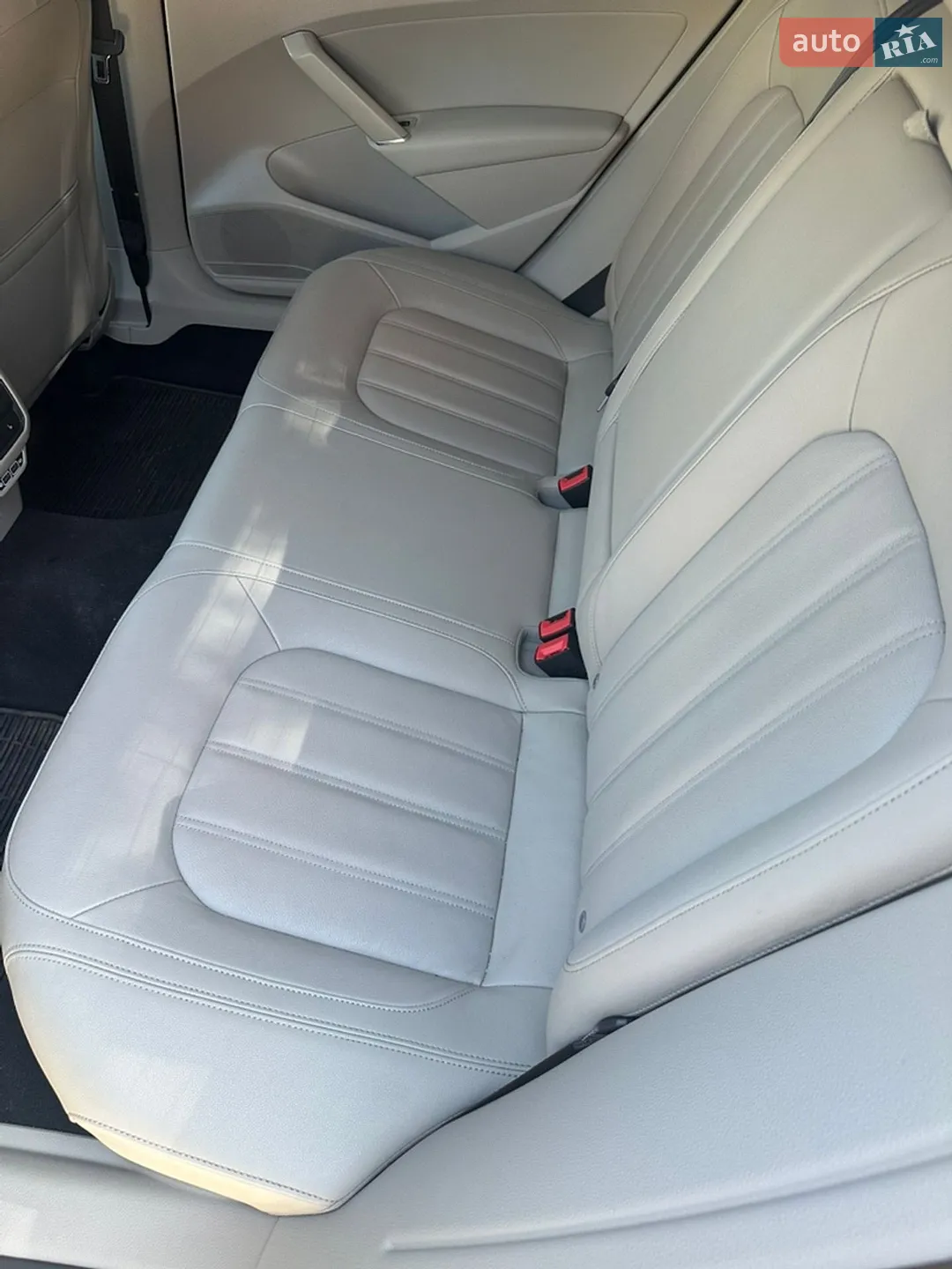 2019 Volkswagen Passat - мініатюра 11