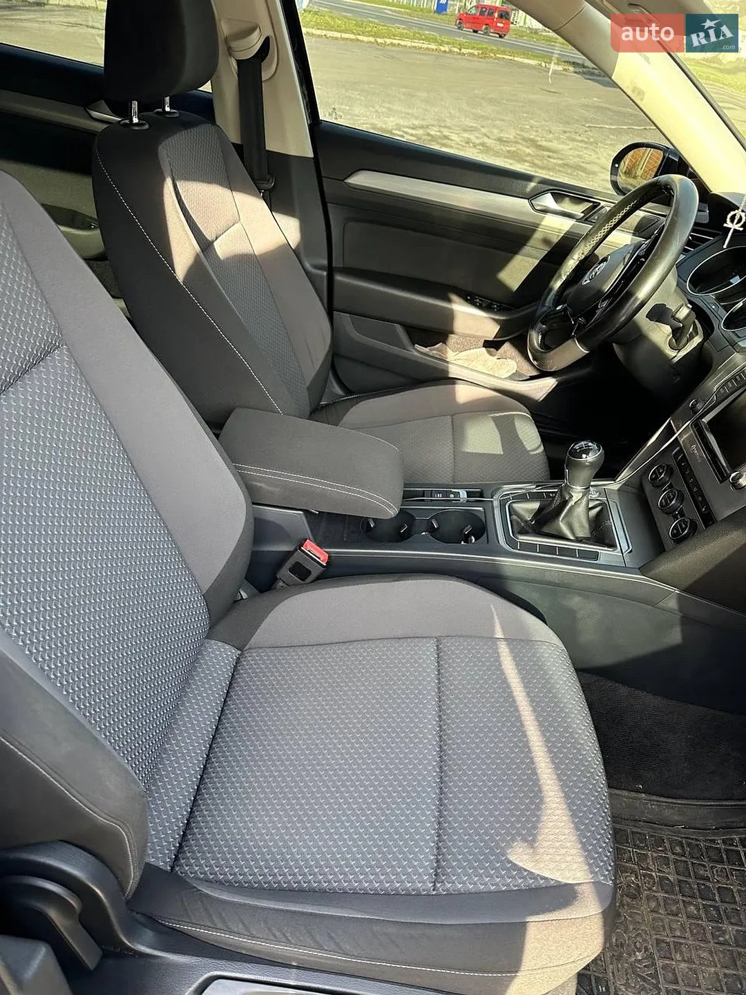 2015 Volkswagen Passat - мініатюра 5
