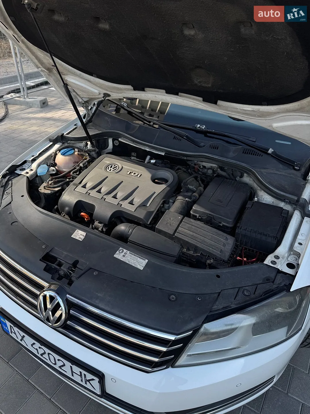 2012 Volkswagen Passat - мініатюра 4