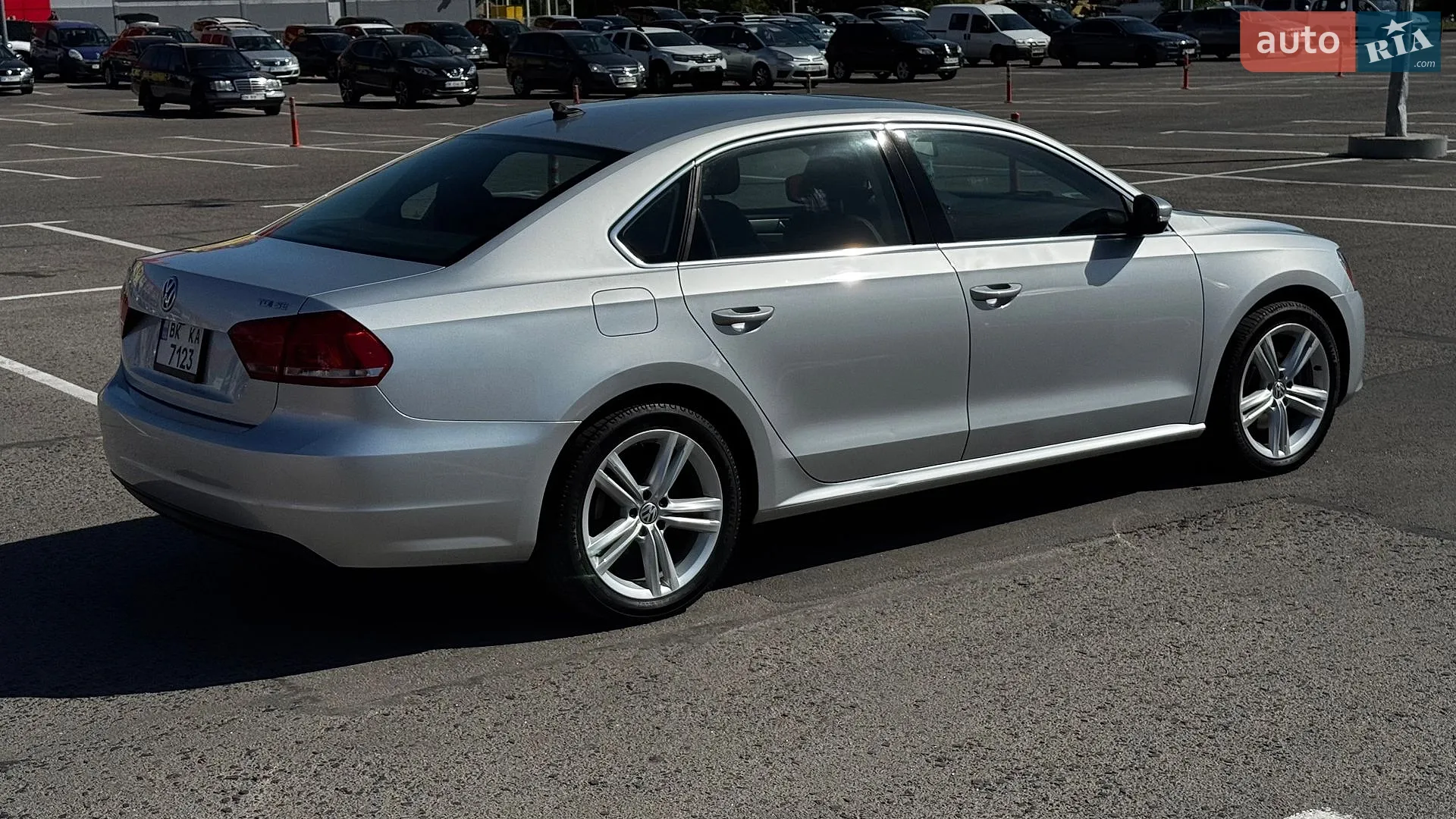 2015 Volkswagen Passat - фото 1