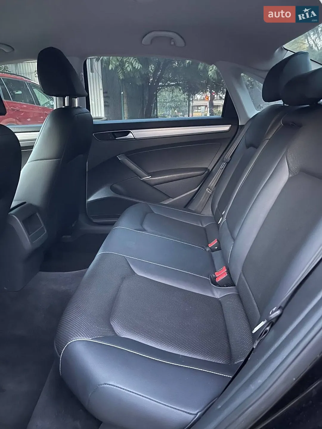 2016 Volkswagen Passat - мініатюра 8