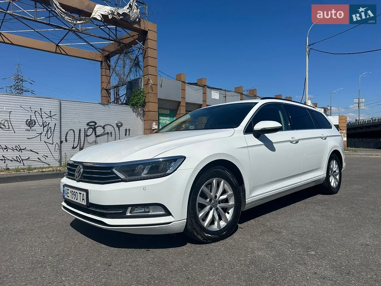 2016 Volkswagen Passat - мініатюра 15